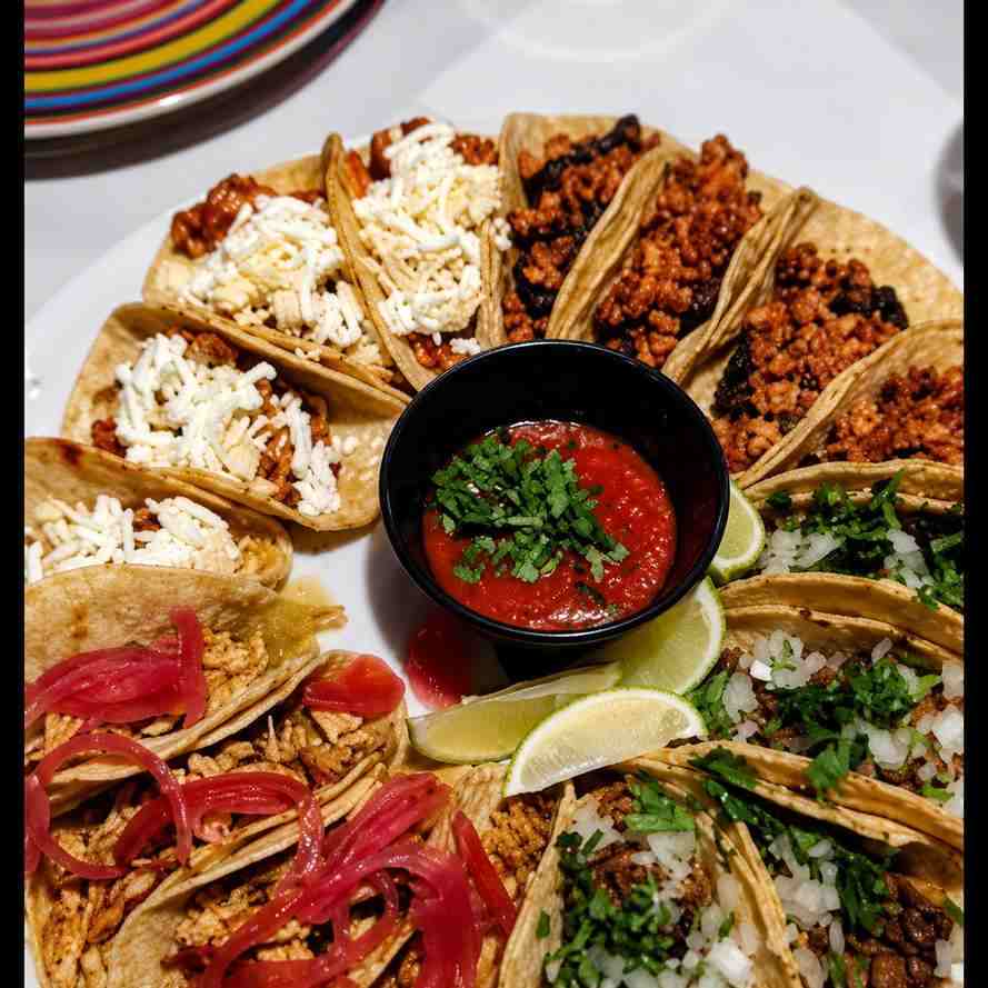 Taco Box di La Plaza – El Rey